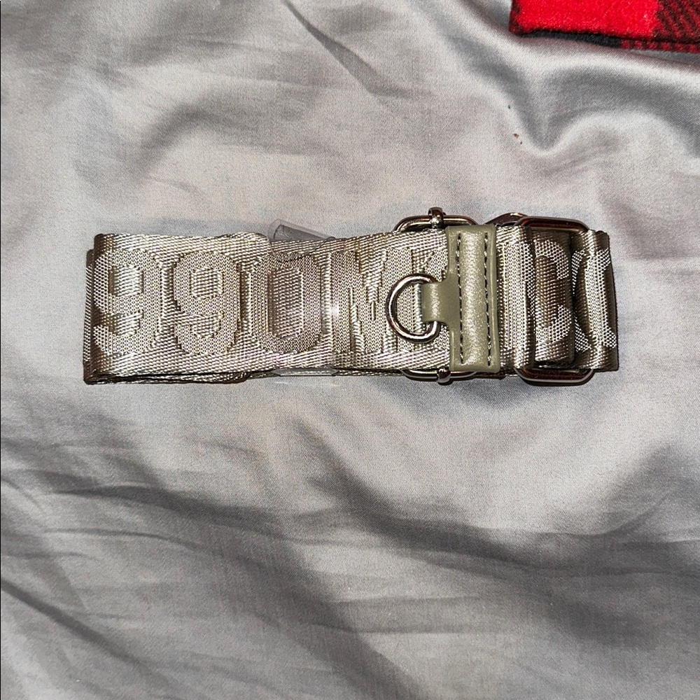 Steve Madden clip on bag strap
